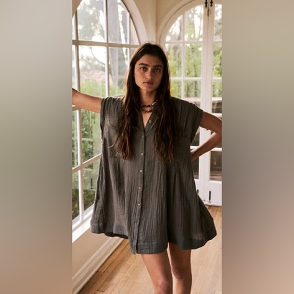 Free People Tops - FREE PEOPLE NOT SO BASIC SHIRTDRESS BUTTON UP TUNIC IN BLACK SIZE XS